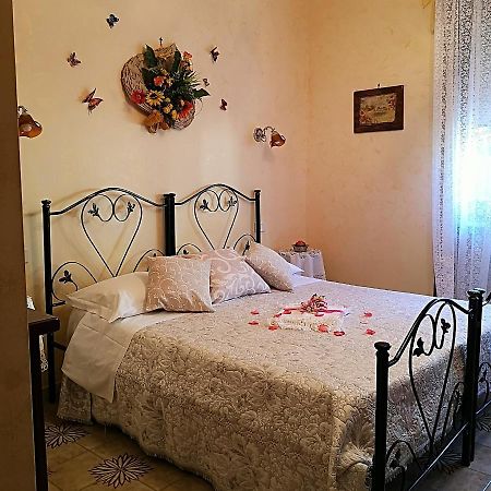 La Casina Di Vanni - Casa Vacanza Nel Cuore Del Salento Arnesano Exterior photo