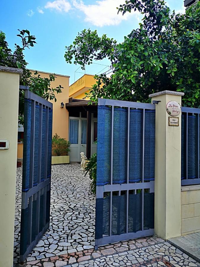 La Casina Di Vanni - Casa Vacanza Nel Cuore Del Salento Arnesano Exterior photo